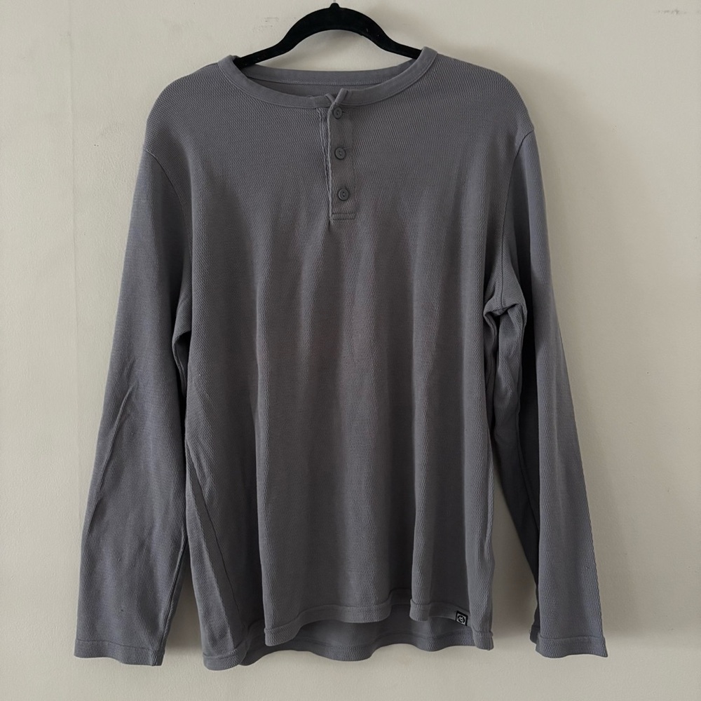 Cloudveil Gray Shirt